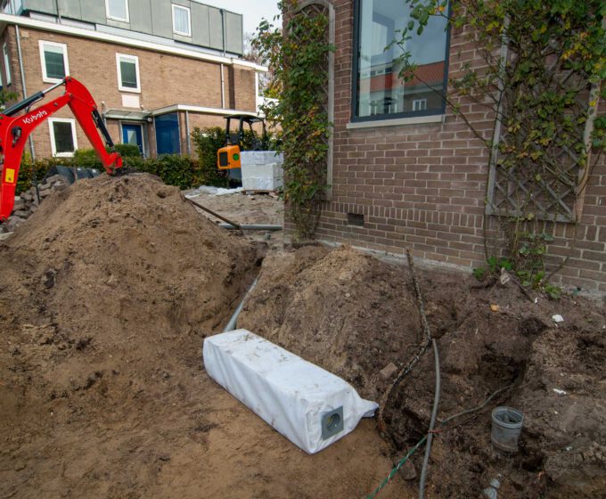 Aanleg van Hydroblob in tuin van woning Amsterdam Weerproof
