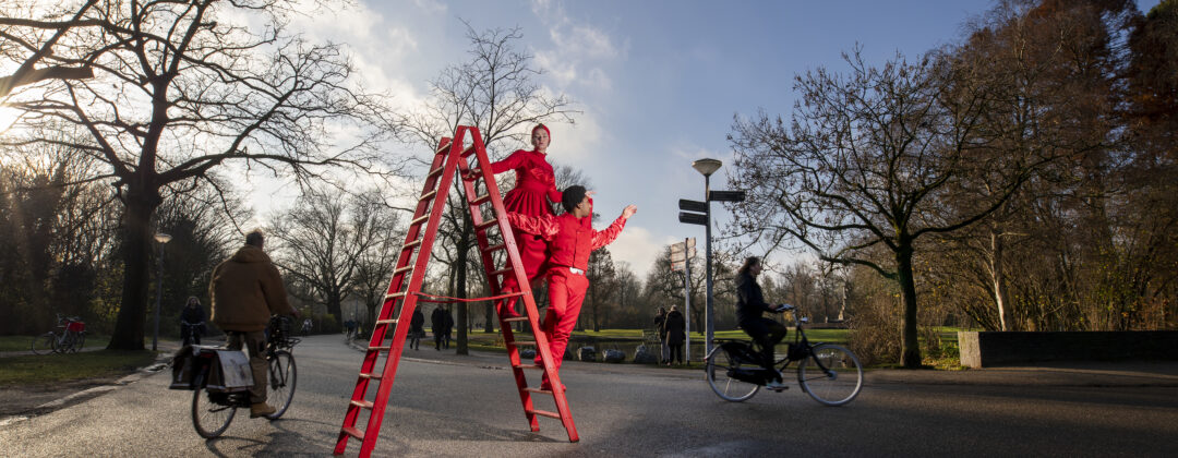 Fototentoonstelling: Here Comes The Flood Amsterdam Weerproof