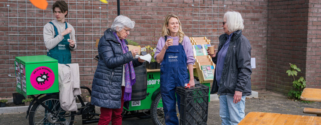 Weerproof bakfiets bij Onze Straat actie in Amsterdam Zuidoost