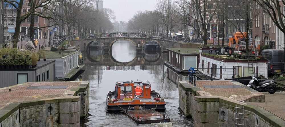 sluis in Amsterdam